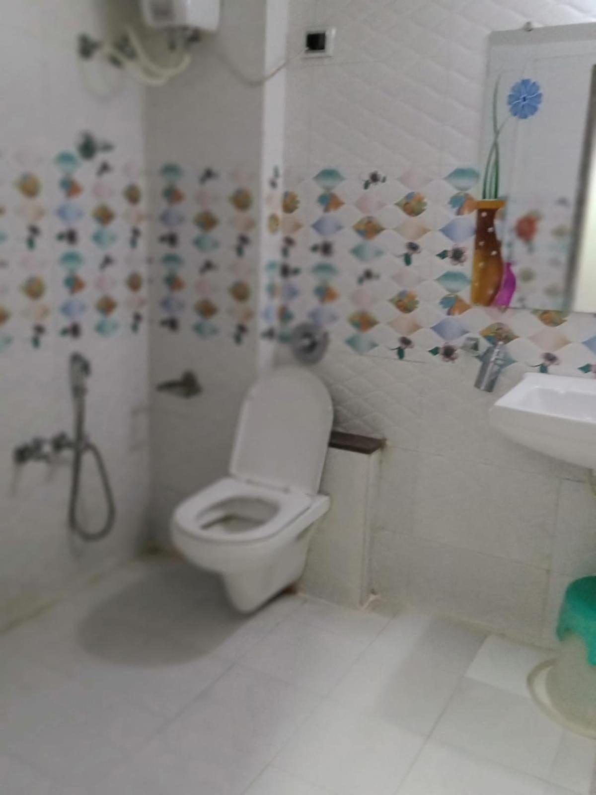 Hotel Hillton Gandhinagar Esterno foto