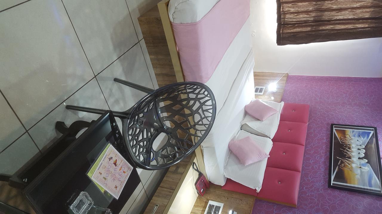 Hotel Hillton Gandhinagar Esterno foto