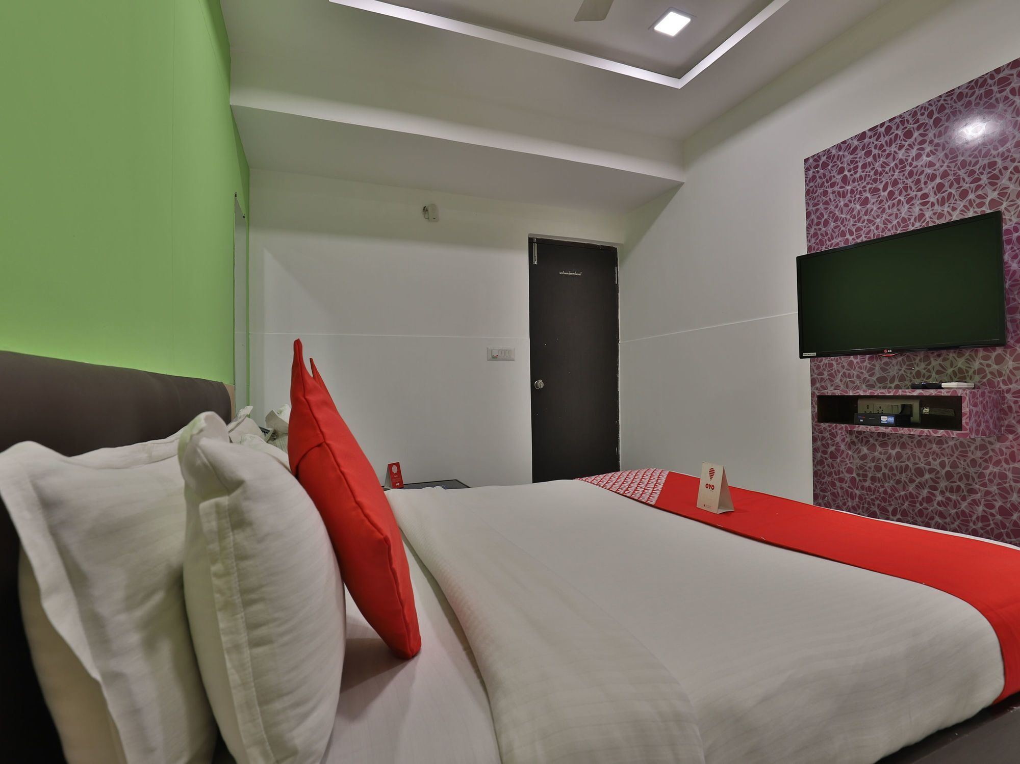 Hotel Hillton Gandhinagar Esterno foto