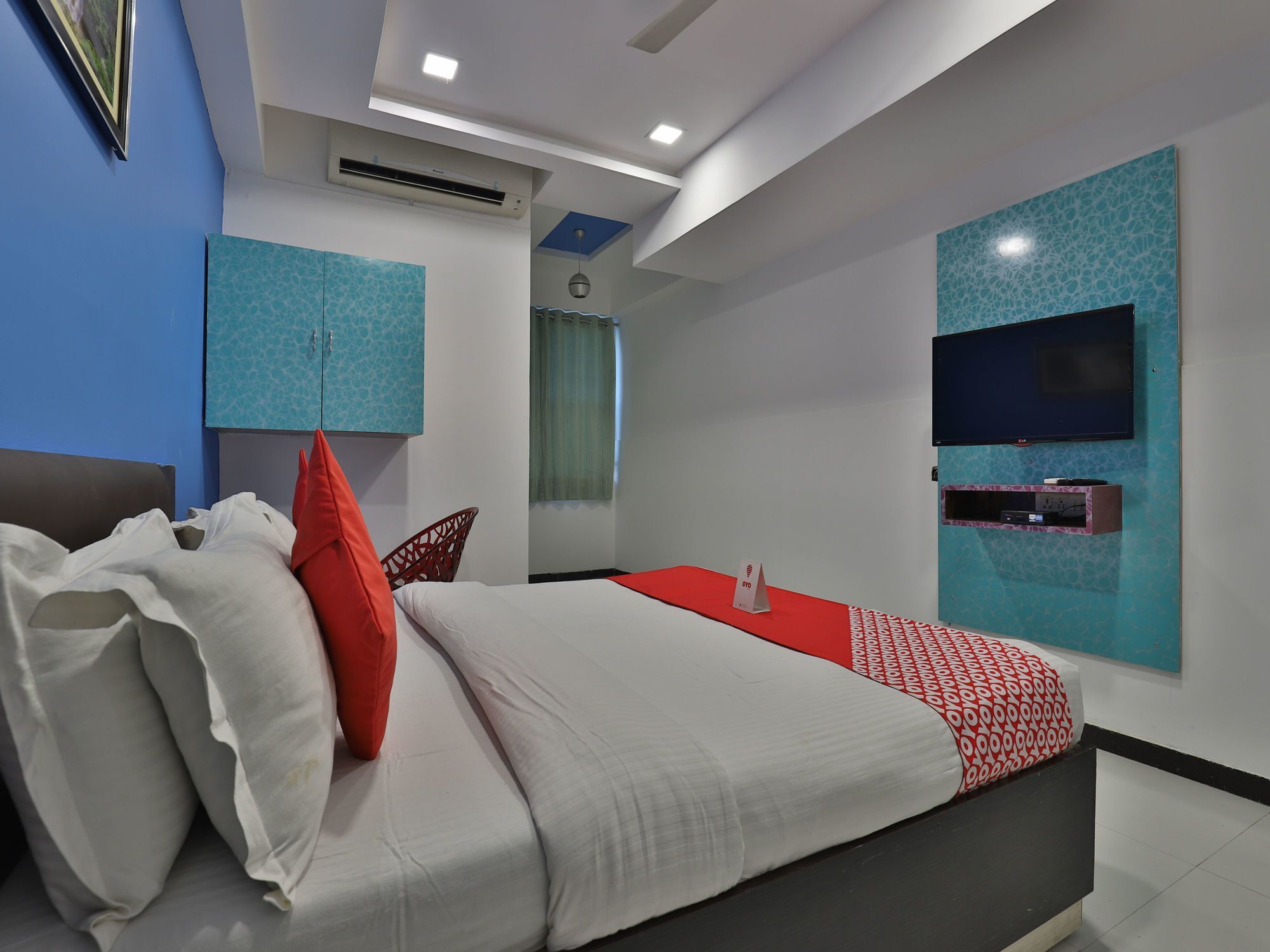 Hotel Hillton Gandhinagar Esterno foto