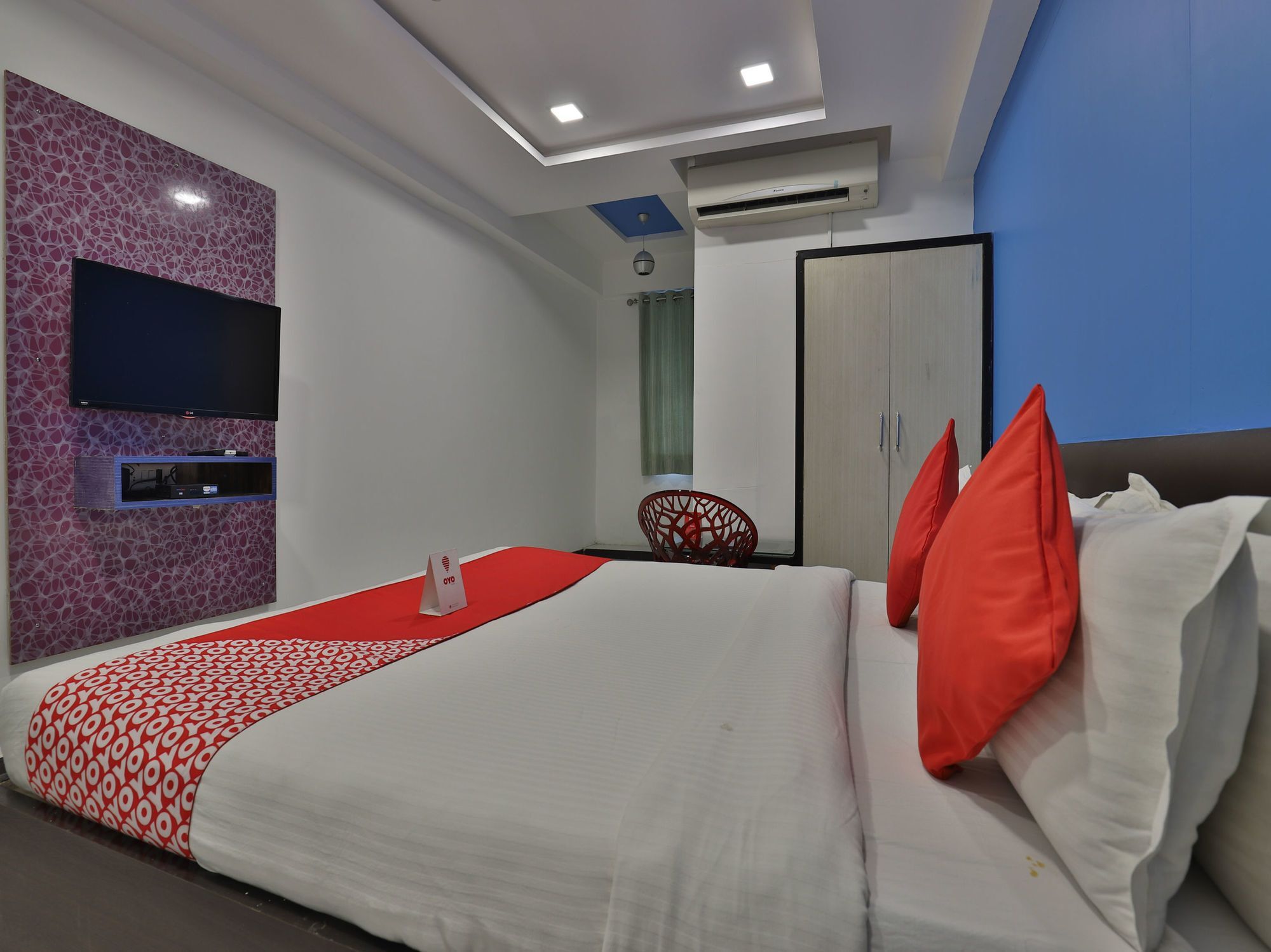 Hotel Hillton Gandhinagar Esterno foto